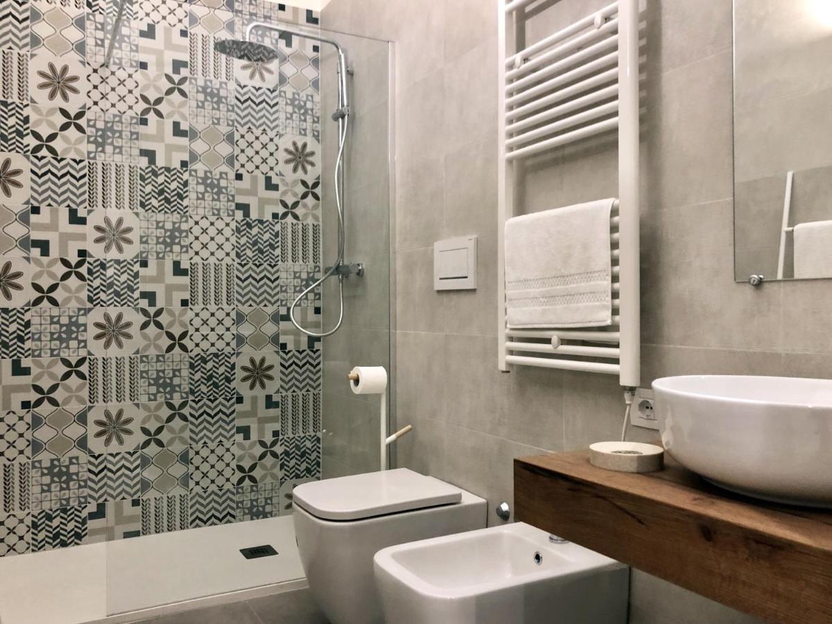 Laus Teatro Petruzzelli Suite Bari Exteriér fotografie